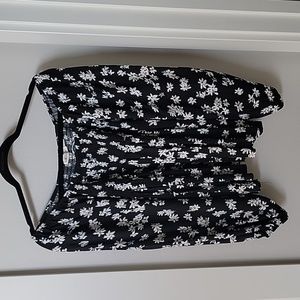 Off the sholder black and white flower top